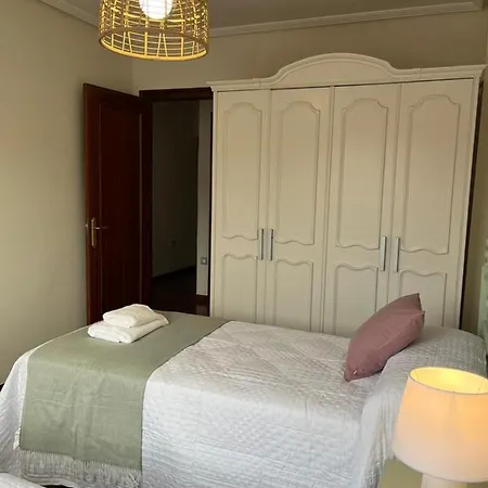 Piso 6 Personas En De Llanes